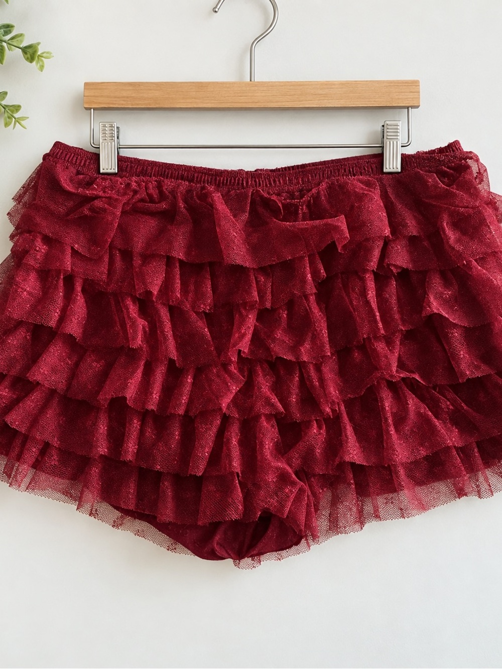SHEIN Burgundy Ruffle Lace Shorts Women’s 2XL Coquette Romantic Goth Tiered